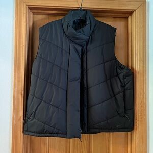 NIKE reversible vest
